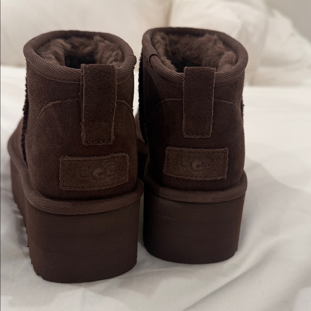 UGG Brown Ankle Boots - Picture 4 of 7